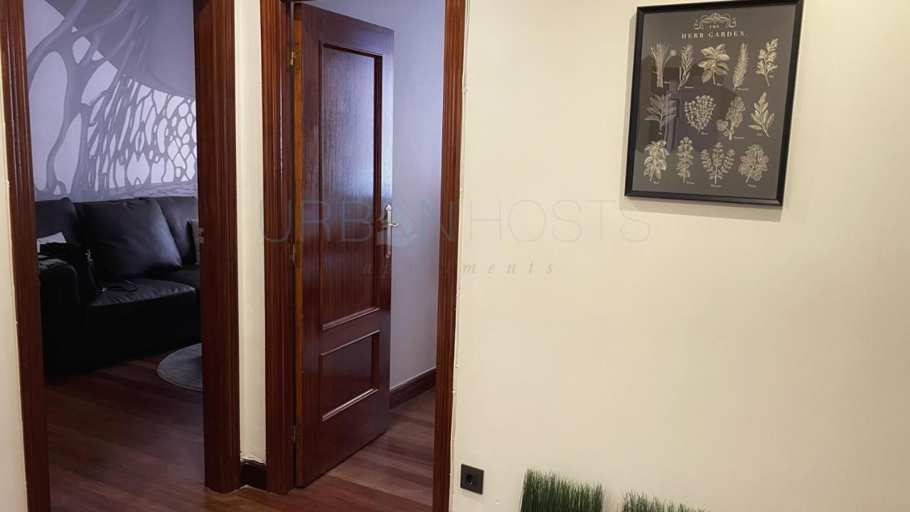 Vivienda Turistica Urbana En Santuchu, Comoda, Funcional Y Con Parking Bilbao Exteriör bild